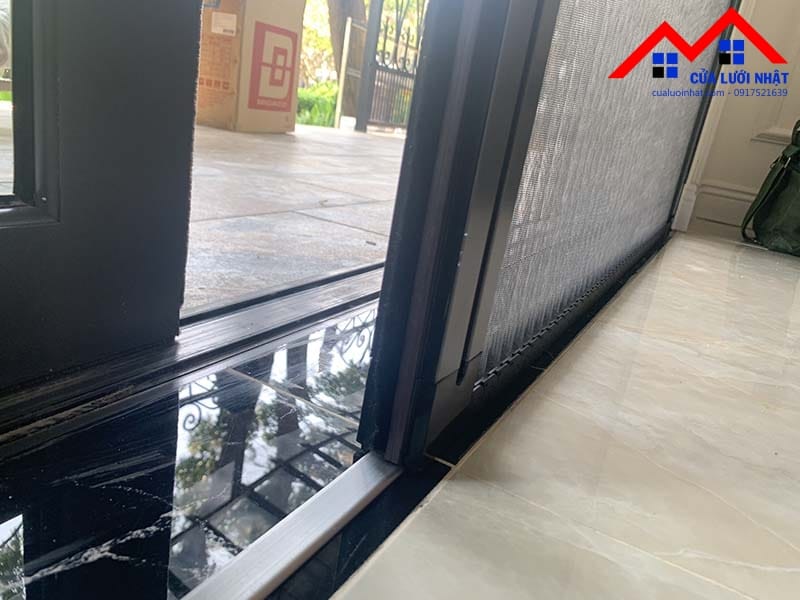 Công trình cửa lưới chống muỗi Nhà máy cty Sáng tạo xanh - Bến Tre