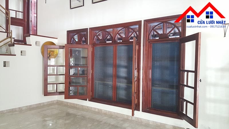 cửa lưới chống muỗi biệt thự Thảo Điền Quận 2