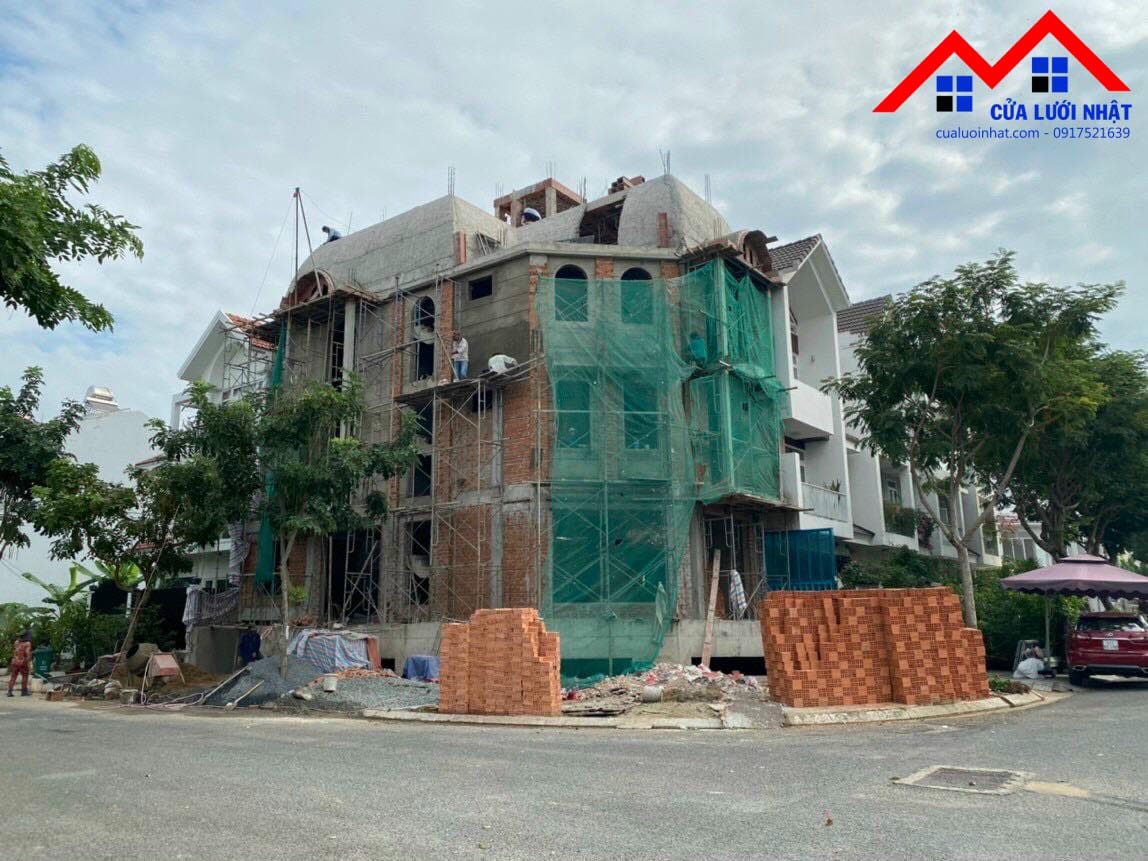 Công trình cửa lưới Biệt thự KDC ven sông Q.7 - TP.HCM