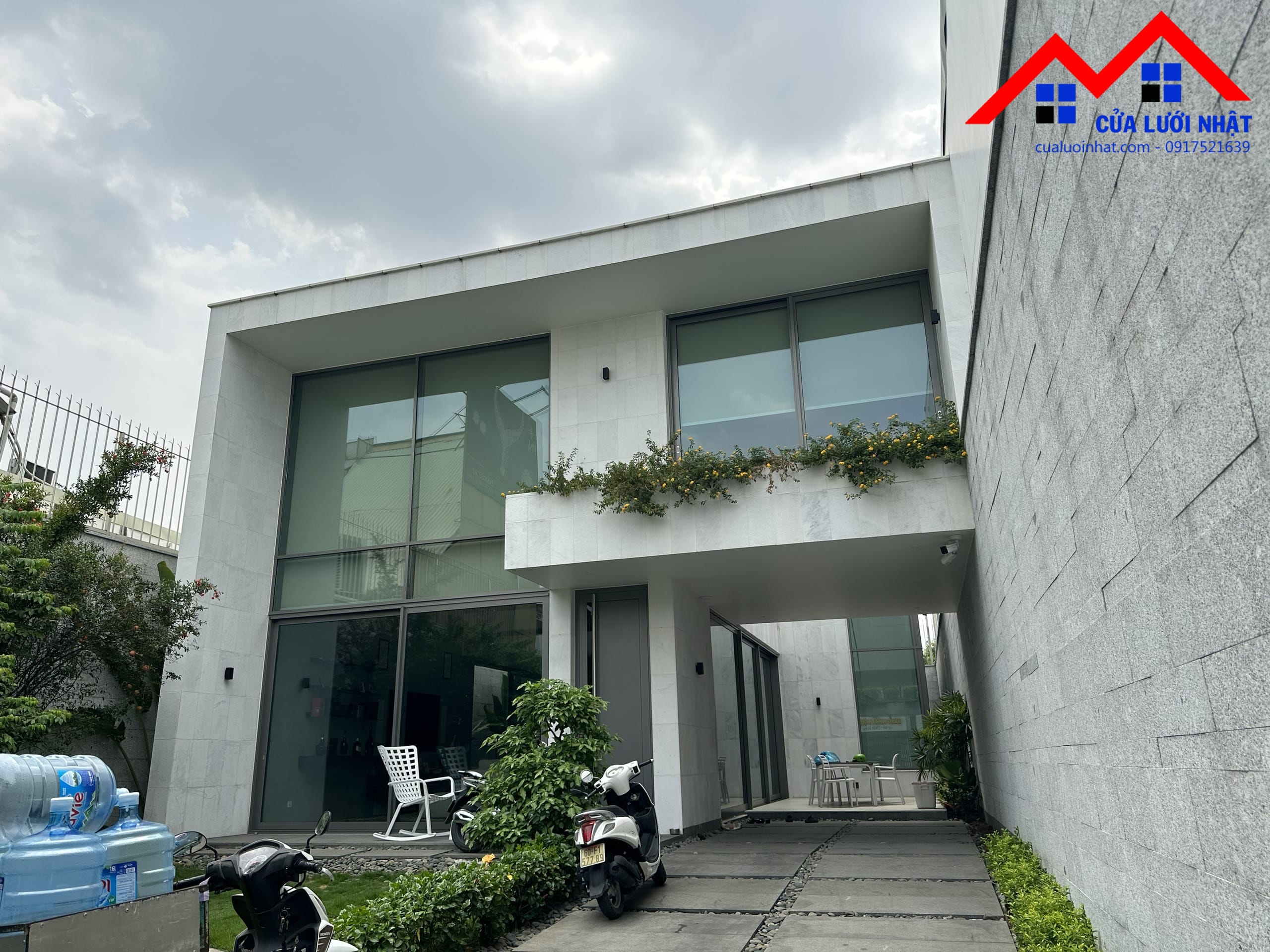 Công trình Cửa Lưới Chống Muỗi cho Villa Biệt Thự