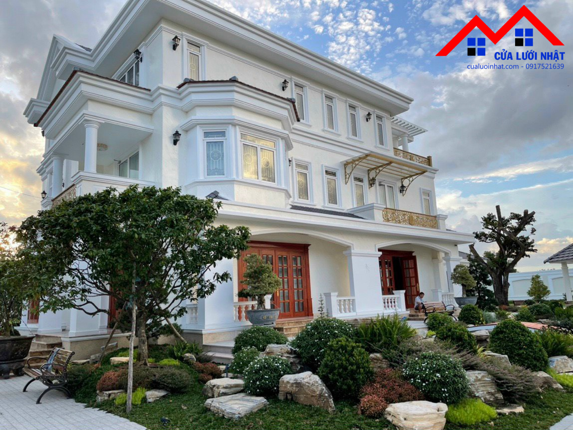 Cửa Lưới Chống Muỗi cho Biệt Thự Cao Cấp