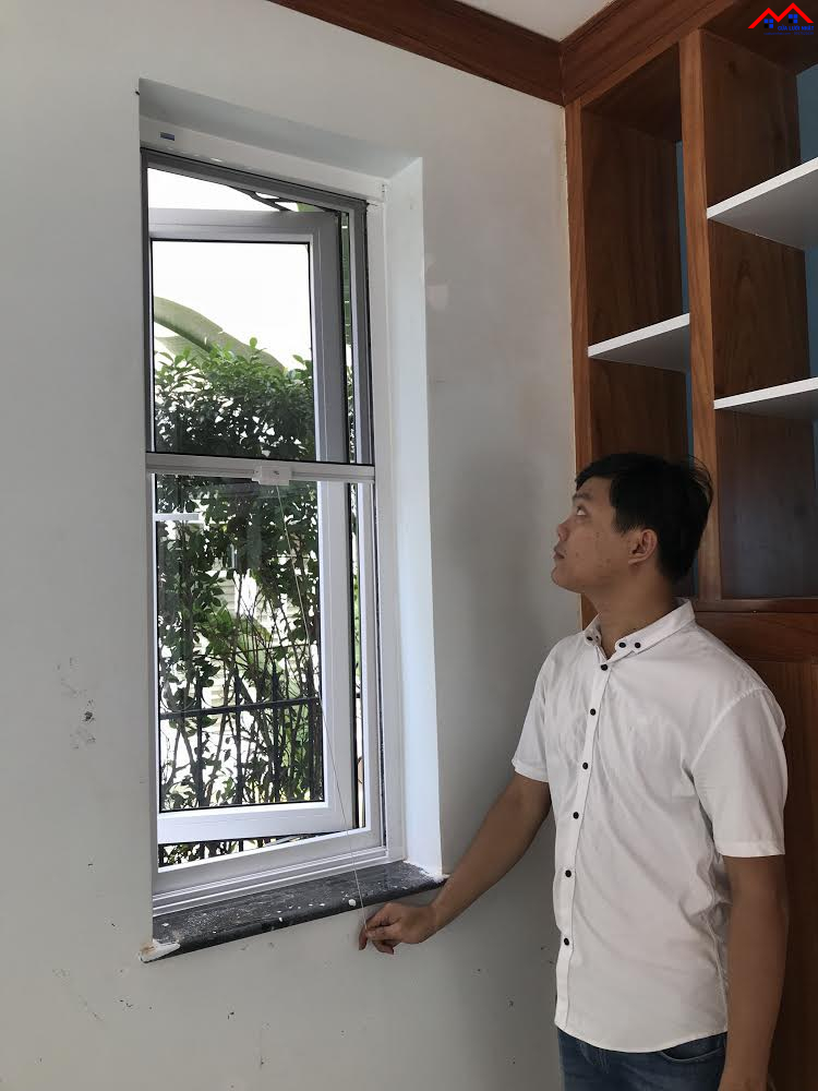 Cơ Chế Hoạt Động Của Cửa Lưới Chống Muỗi Tự Cuốn